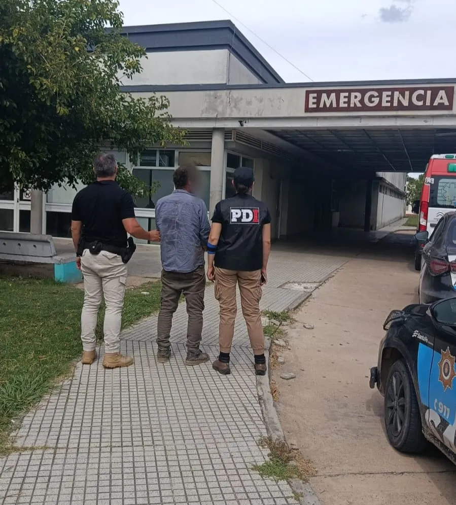 El detenido es ingresado al Hospital de San Cristóbal para chequeos de rutina. 