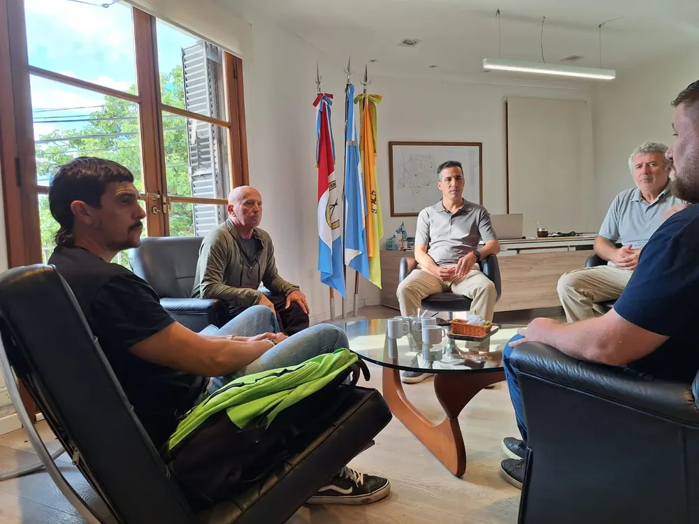 Presentación Adolfo Oggero 