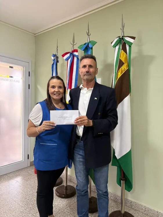 d2501f89-e517-4f74-b1e0-6c383e4f51a6