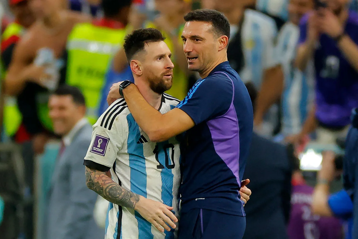 Web_2022-12-10_Messi-Scaloni_Odd-Andersen-AFP