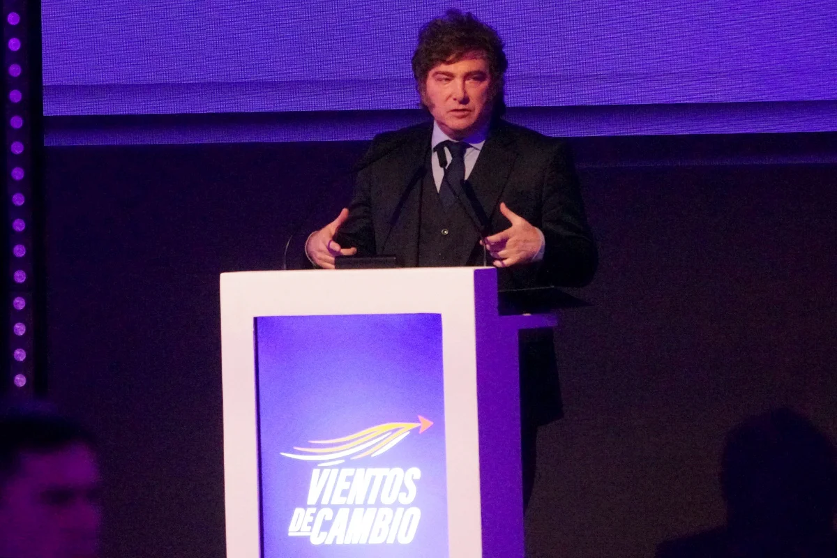 Javier-Milei-en-el-cierre-La-cumbre-internaciona-foto-mariano-sanchez-na-3