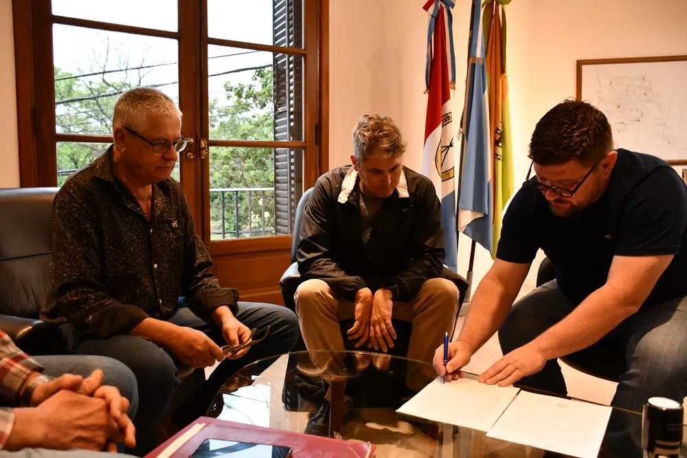 Se firmó convenio de renovación del comodato de la sede de la fuerza “Los Pumas” por 20 años