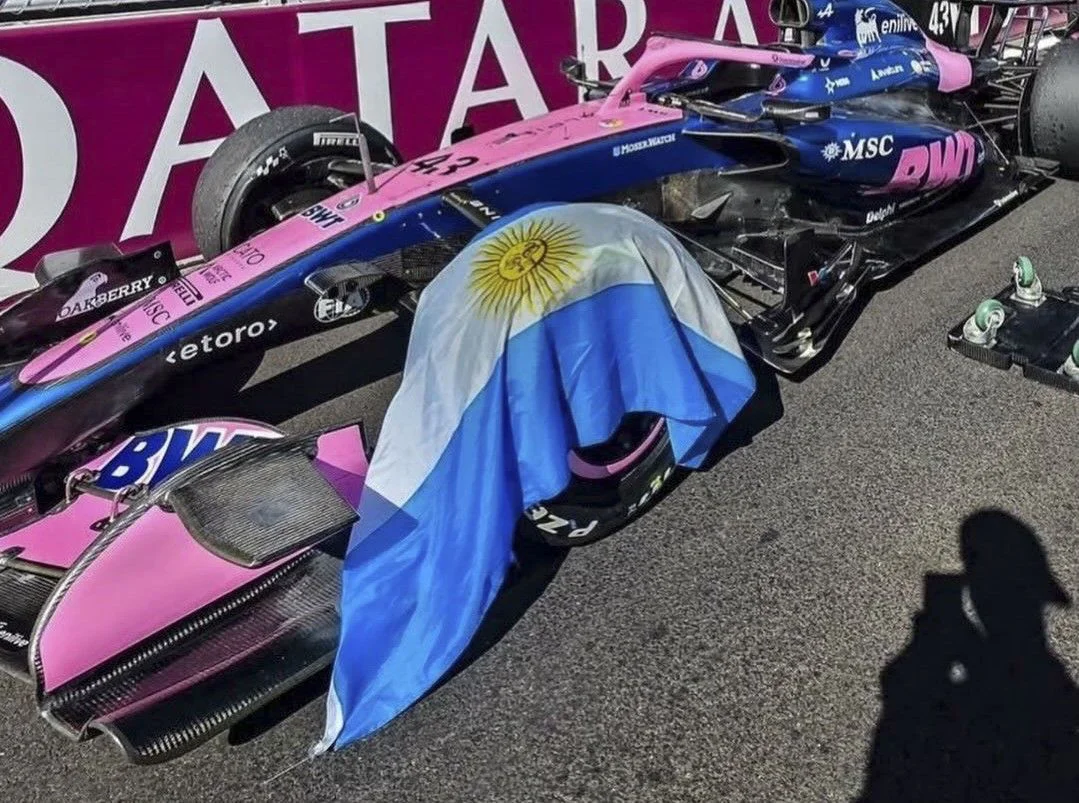colapinto-bandera (1)
